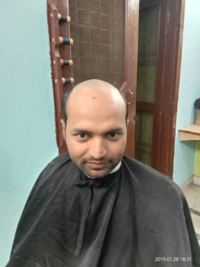 Modern Classic Hair Fixing Center kashipur